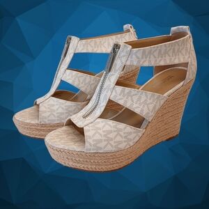 Michael Kors Damita Wedge Platform MK Sandals Size 7M, Front Zip, 4"Heels